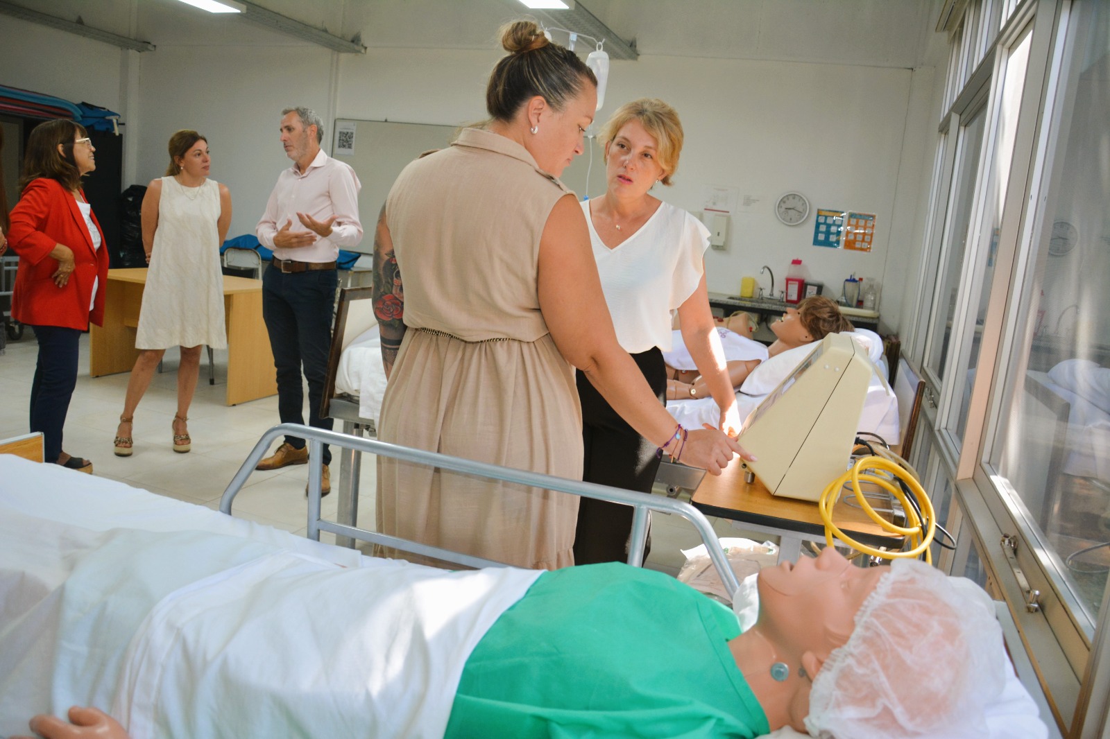 Enfermería: donaron un respirador para el Laboratorio de Simulación