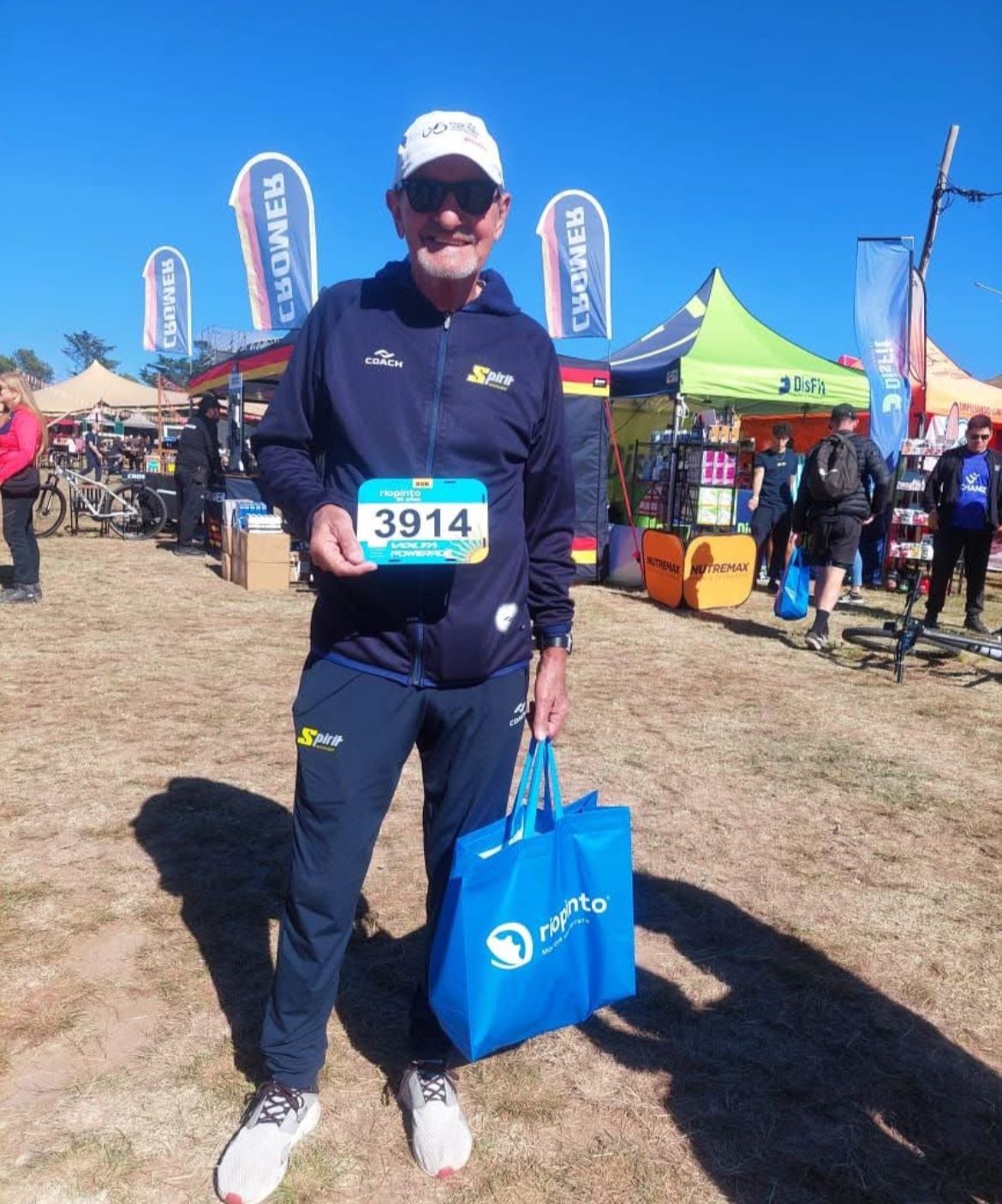 A los 74 años, Raúl Luján Labatte vuelve a competir en el Río Pinto tras superar una dura enfermedad
