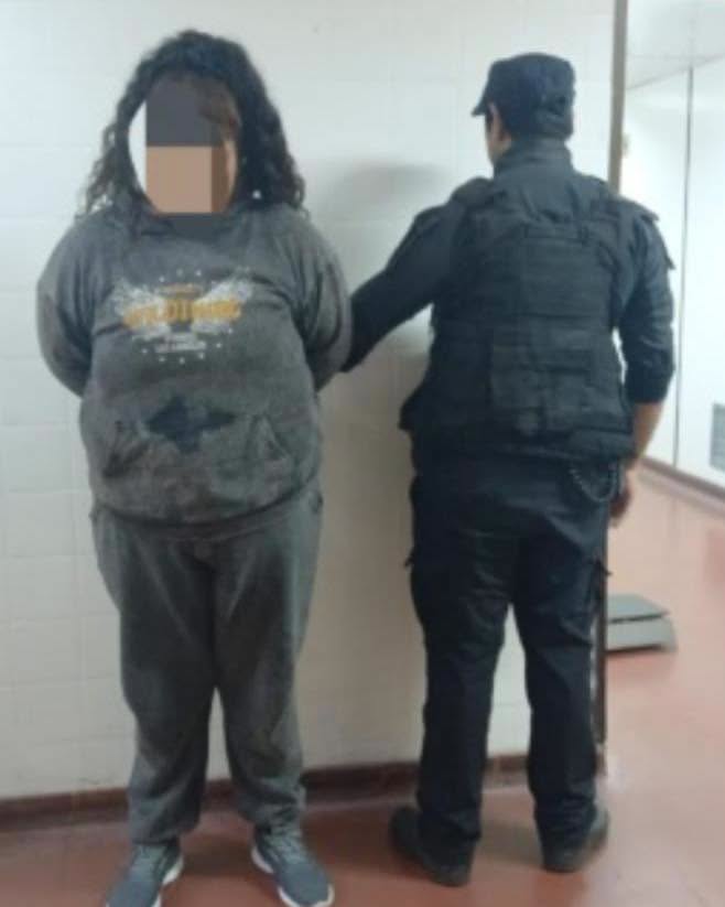 Aprehendieron a una mujer tras agredir a otra en el Hospital San José