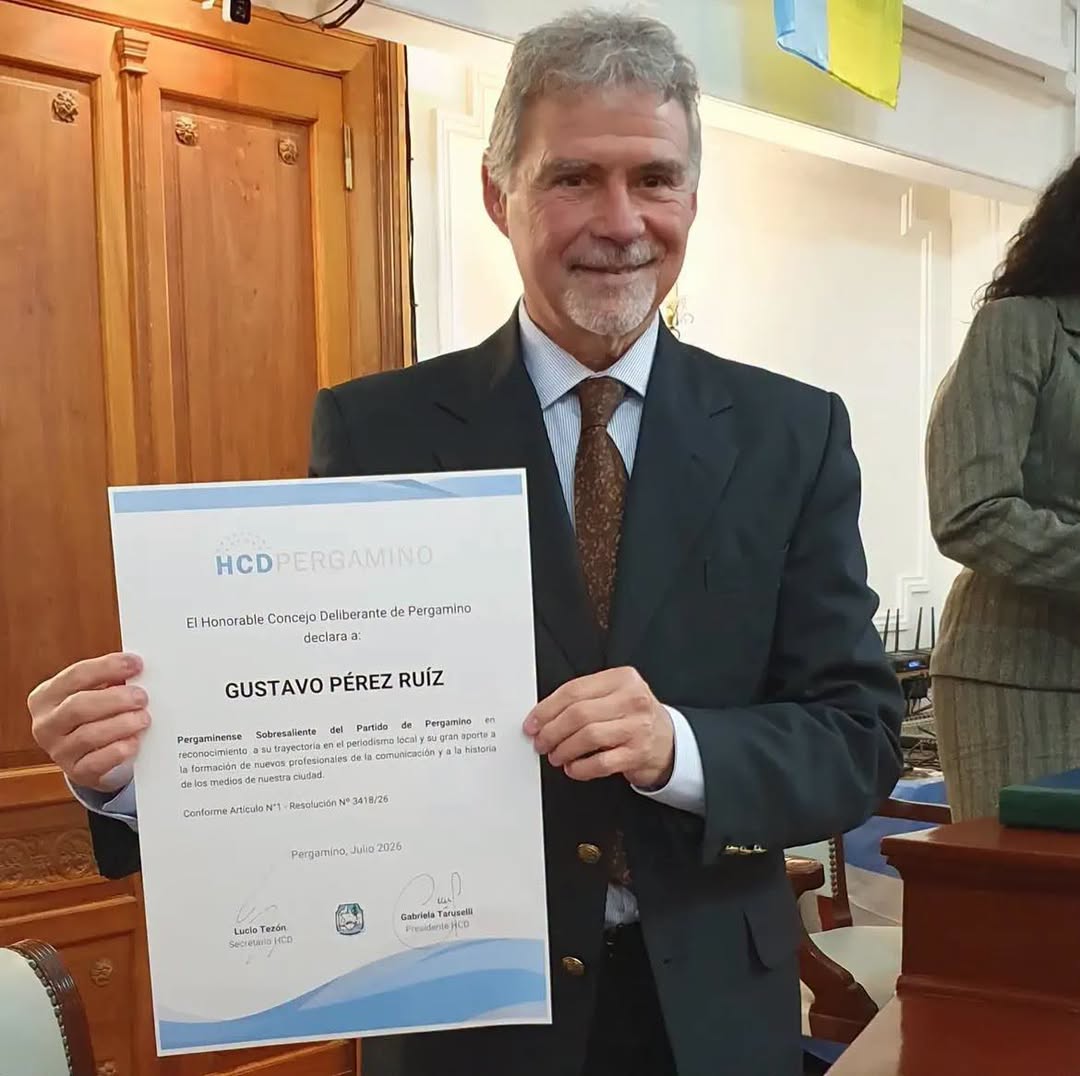 Reconocimiento a la trayectoria: Gustavo Pérez Ruíz fue distinguido como Pergaminense Sobresaliente