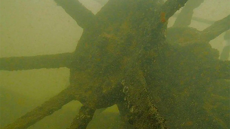 barco 100.jpg