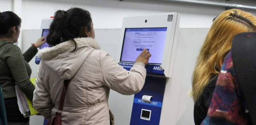 anses-mujer-cobrandojpg
