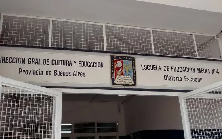 escobar-escuelajpg