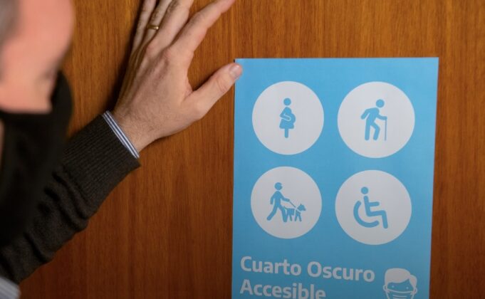 cartel-cuarto-oscurojpg
