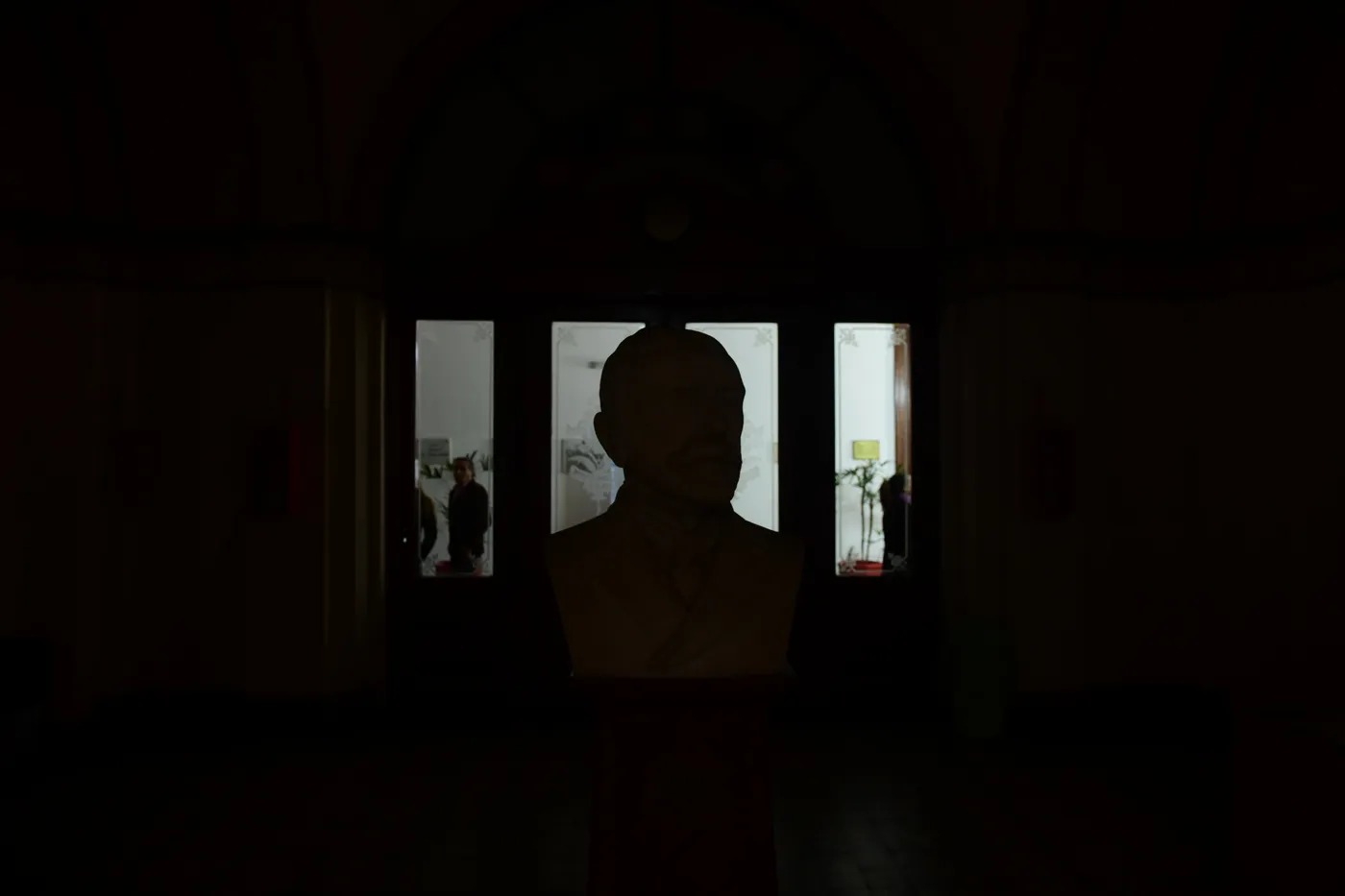 busto-oscurojpg